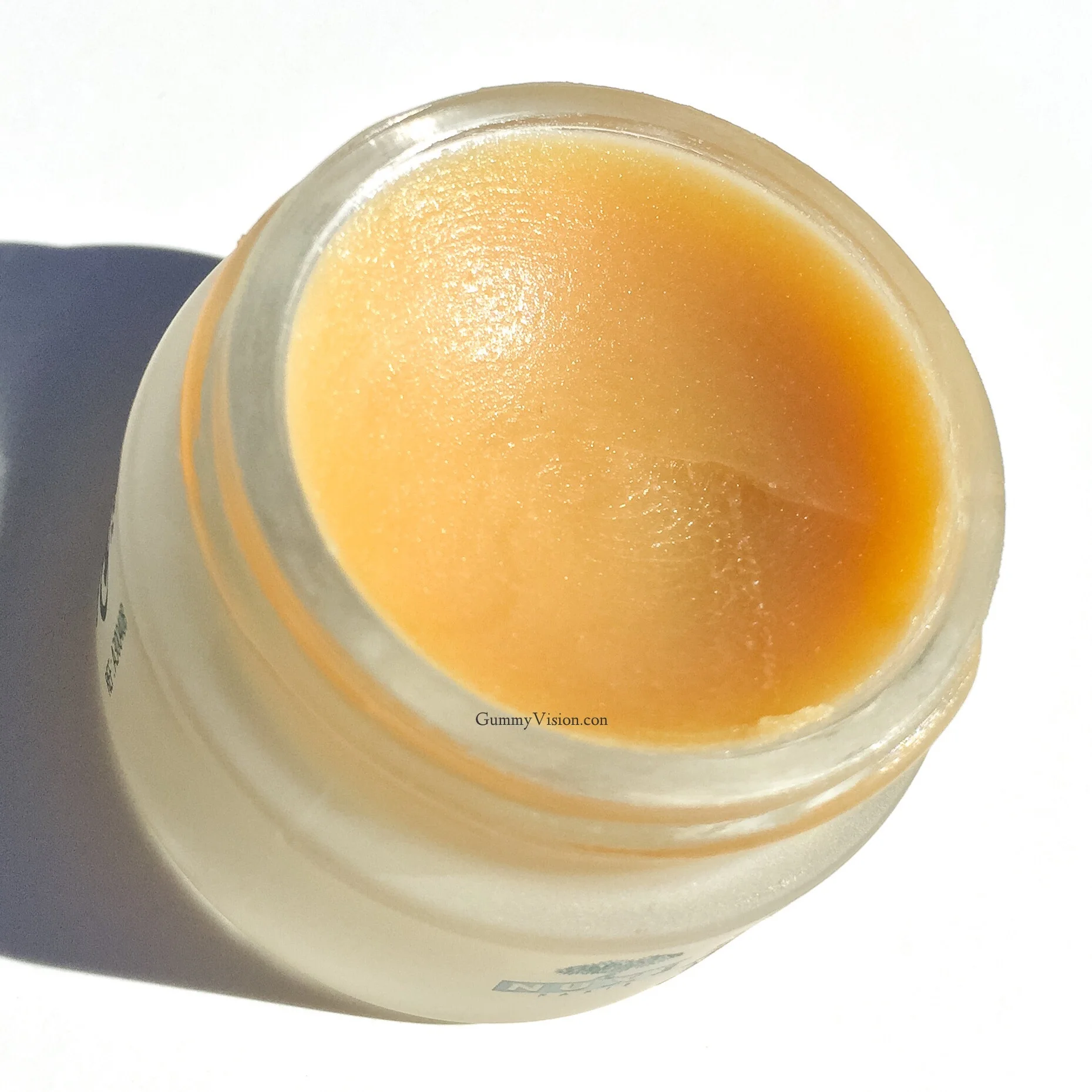 Nuxe Reve de Miel Lip Balm - www.gummyvision.com
