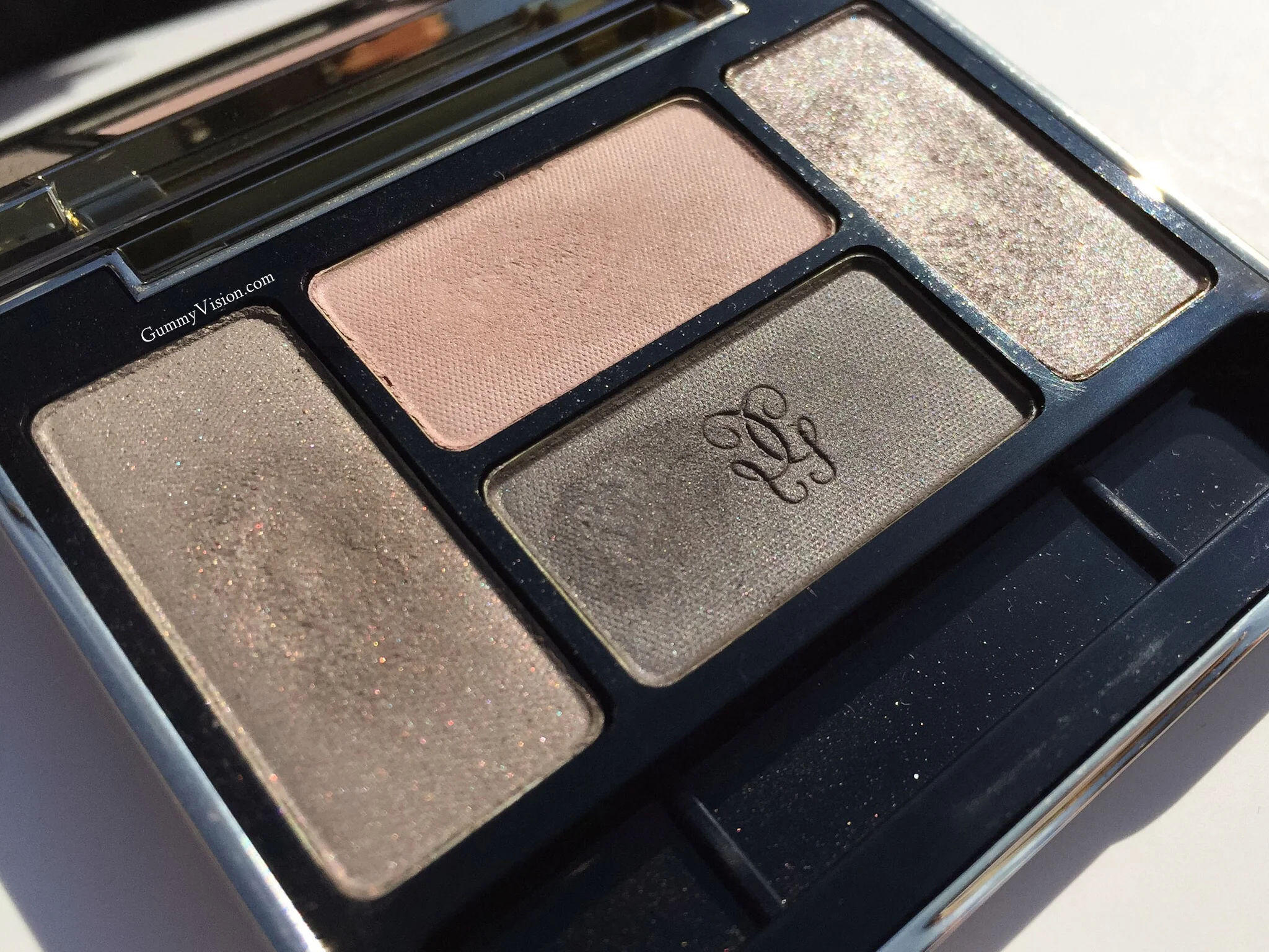 Guerlain Les Fumes - gummyvision.com