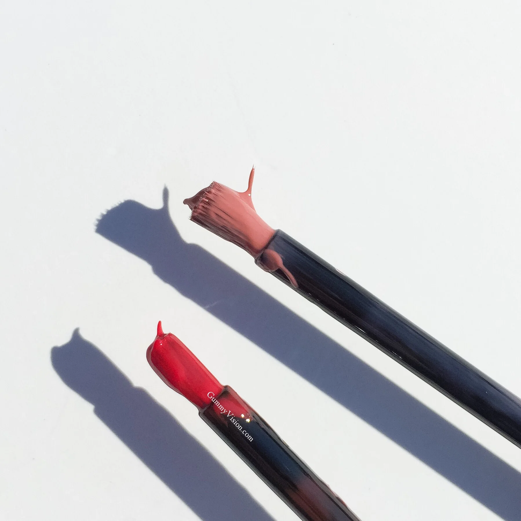 Swatched: Sisley Phyto Lip Gloss in 2 Beige Rose (right) &amp; 8 Pink (left) - gummyvision.com