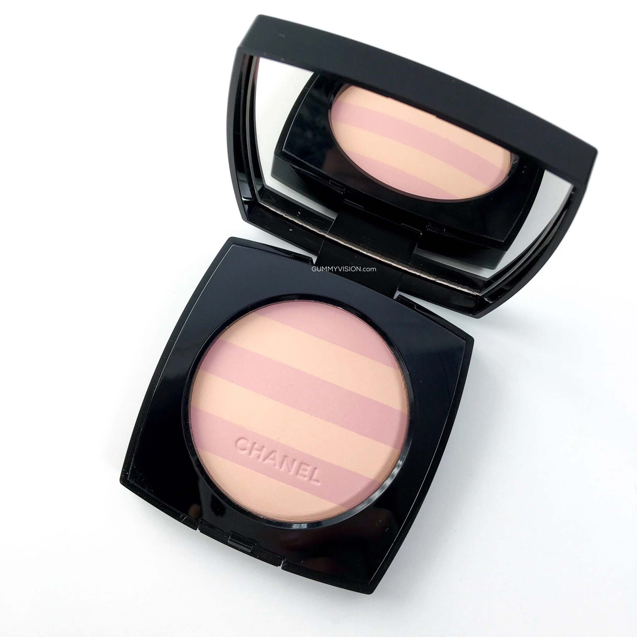 Chanel Les Beiges Healthy Glow Multi-Colour SPF 15 in Mariniere 01&nbsp;