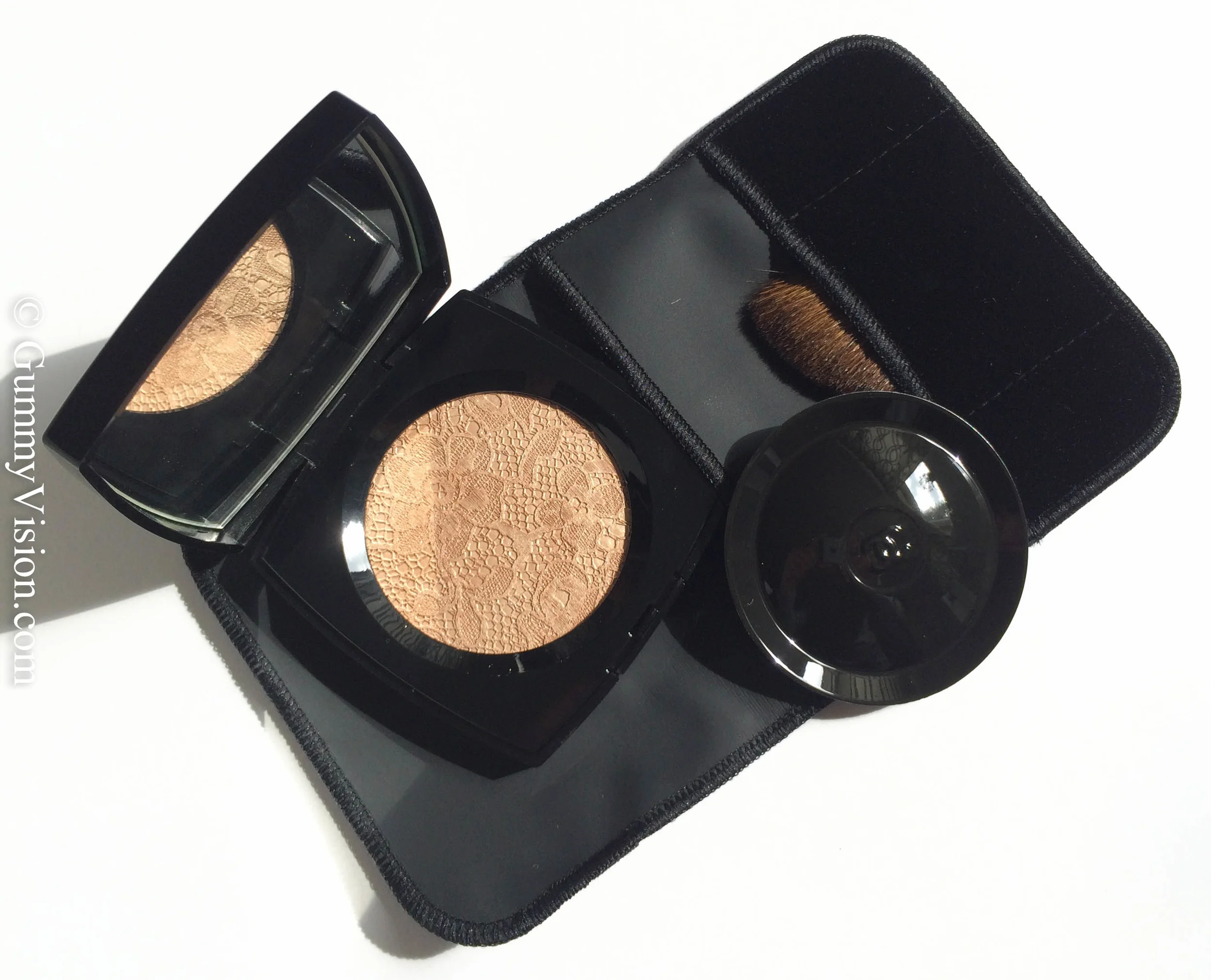 Chanel Dentelle Precieuse Illuminating Face Powder